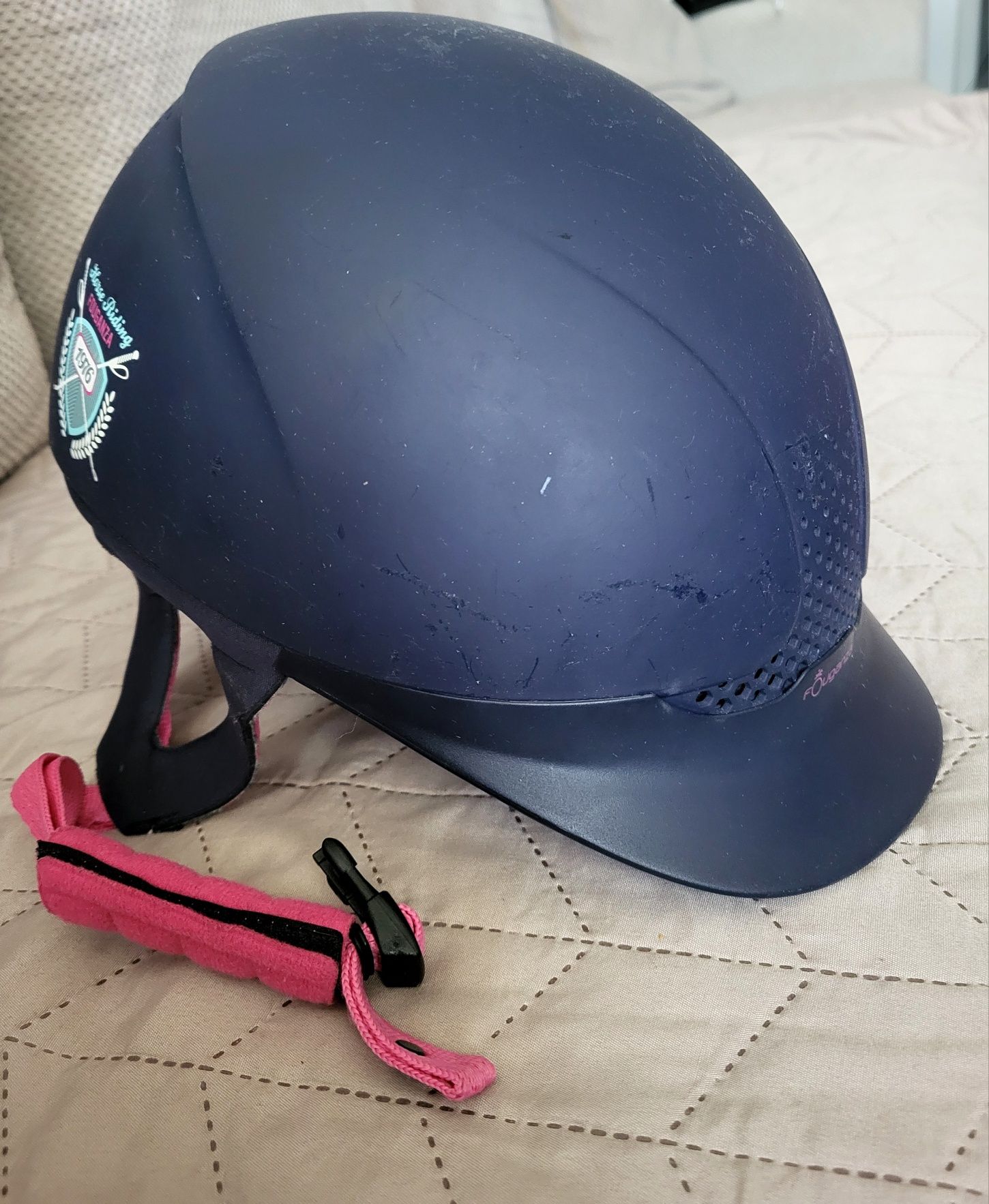 Kask jeździecki toczek na konie