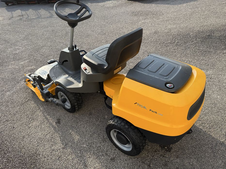 Traktorek kosiarka Stiga Park 120 nowy model
