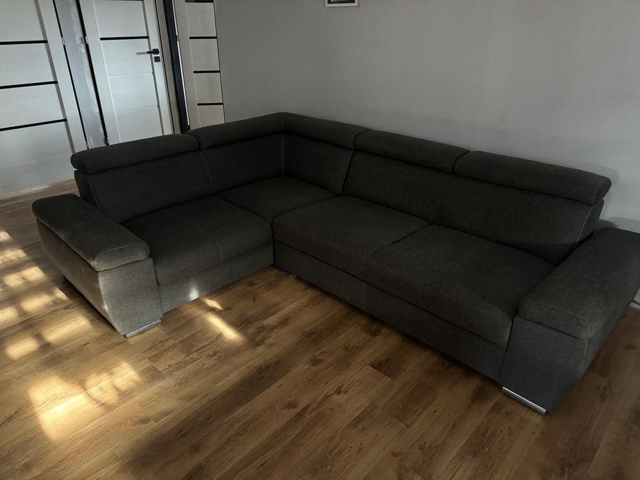 Narożnik rogówka z funkcja spania 270x200