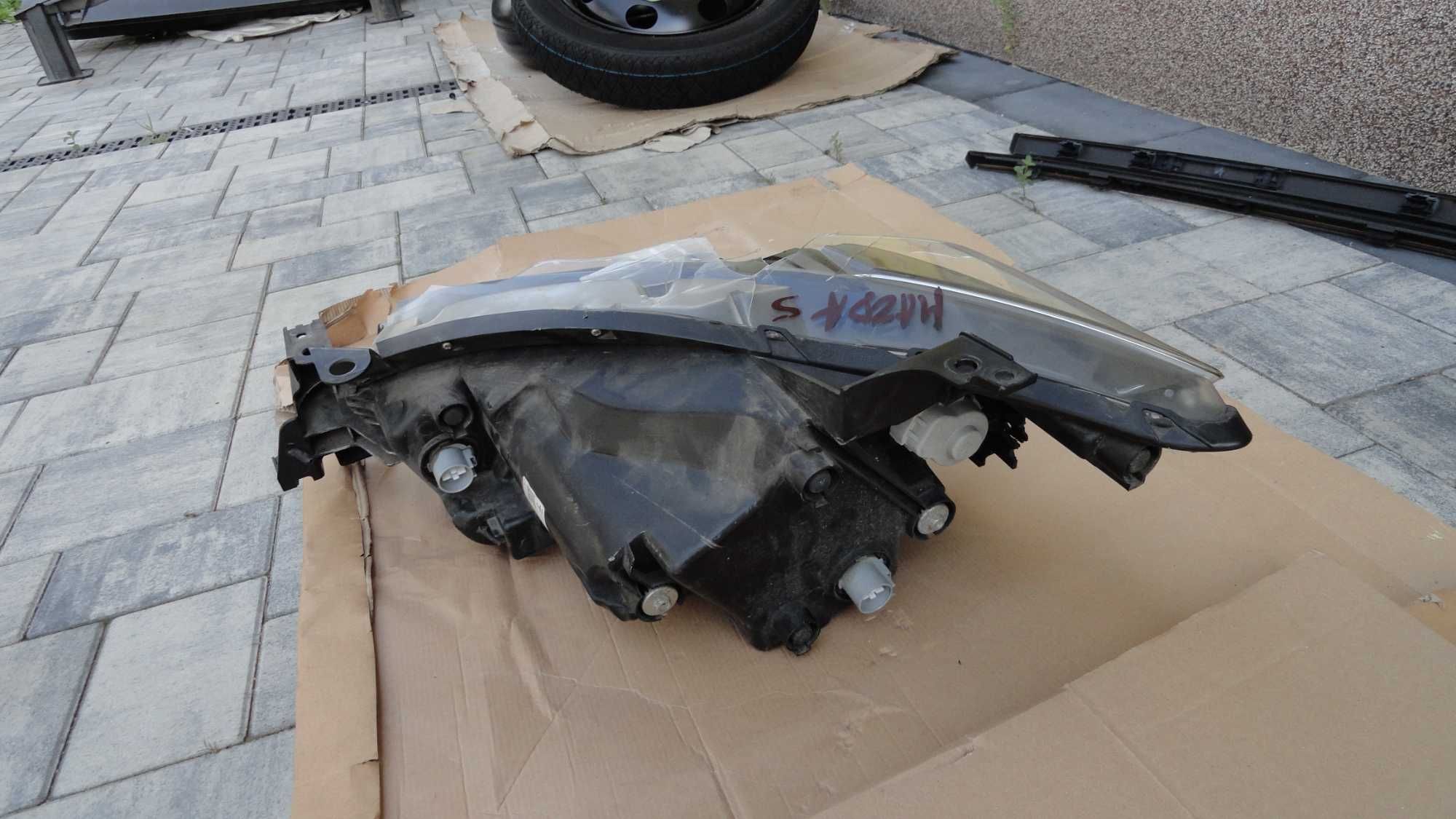 Lampa Prawa Mazda CX5 Oryginalna Uszkodzona rok 2017 Demontaż