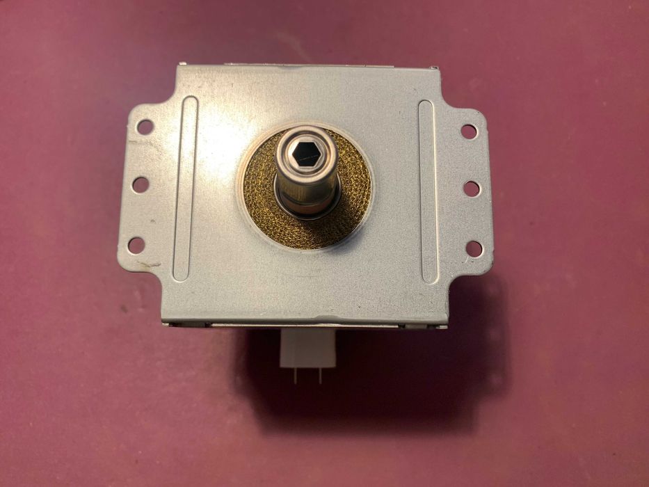 Magnetron WITOL typ: 2M217J  E422