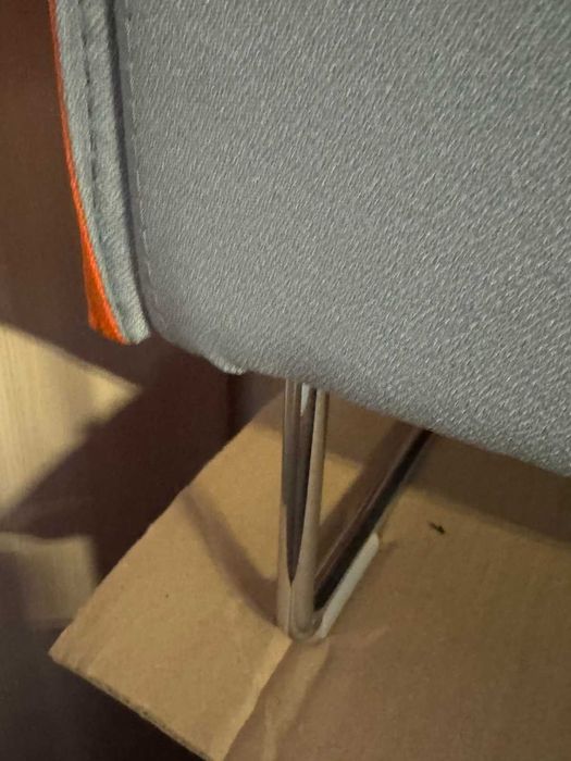 Budka telefoniczna sofa akustyczna QUADRA PHONEBOX producent BEJOT