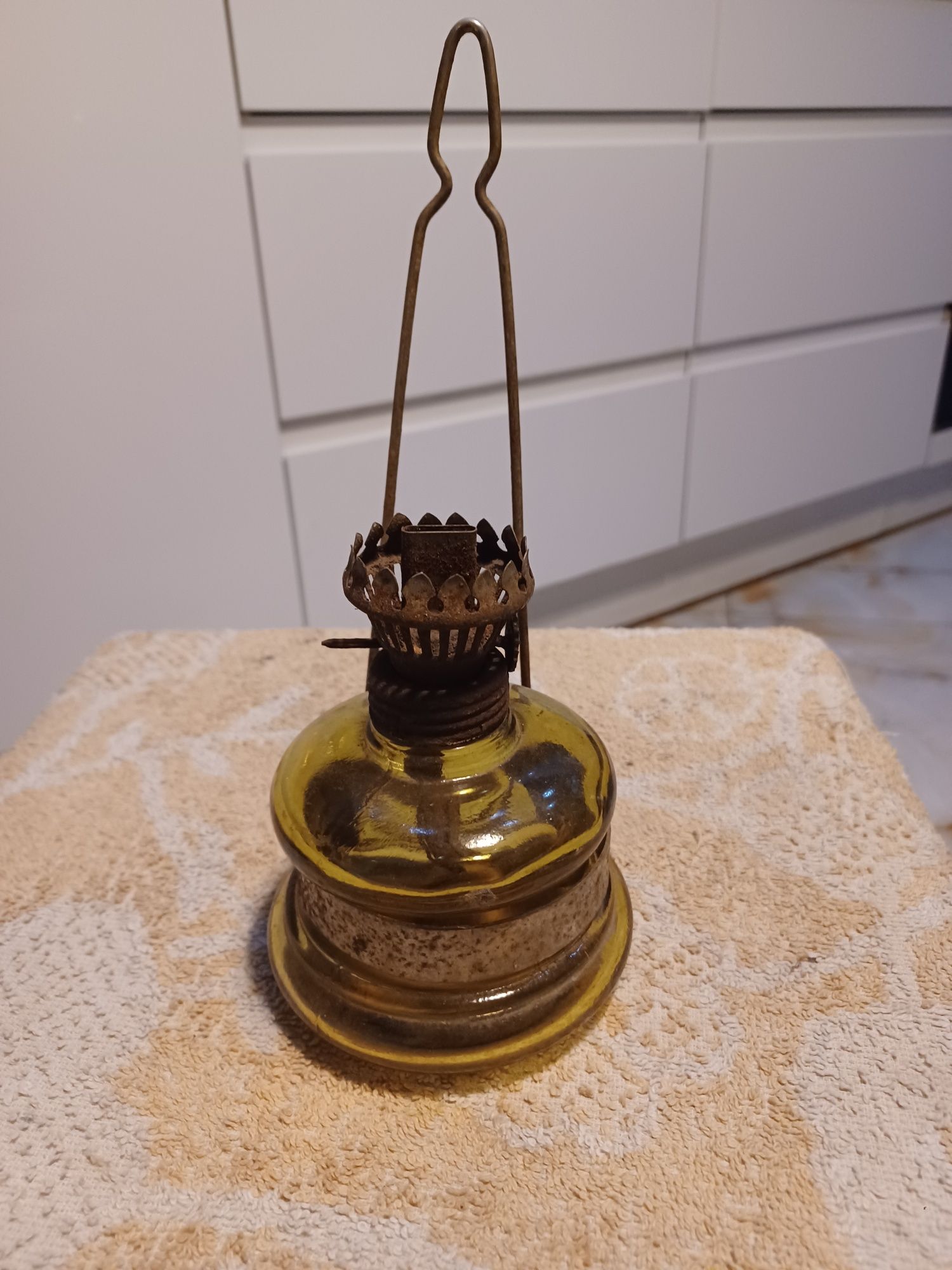 Stara lampa naftowa