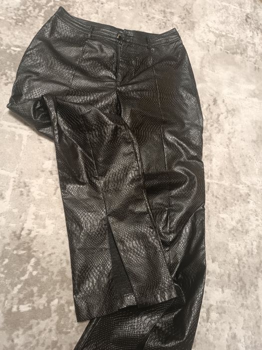 Штани з еко-шкіри