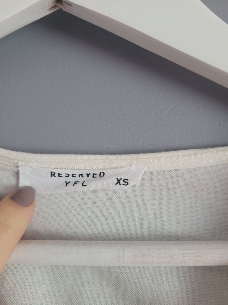 Biała kremowa elegancka bluzka kopertowa koszulowa reserved XS