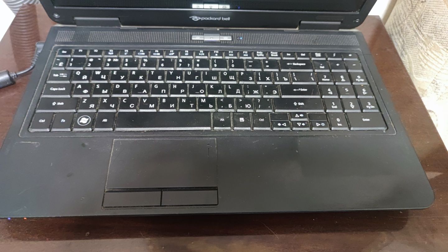 Ноутбук Packard Bell PAWF7 SSD 320, DDR 4Gb