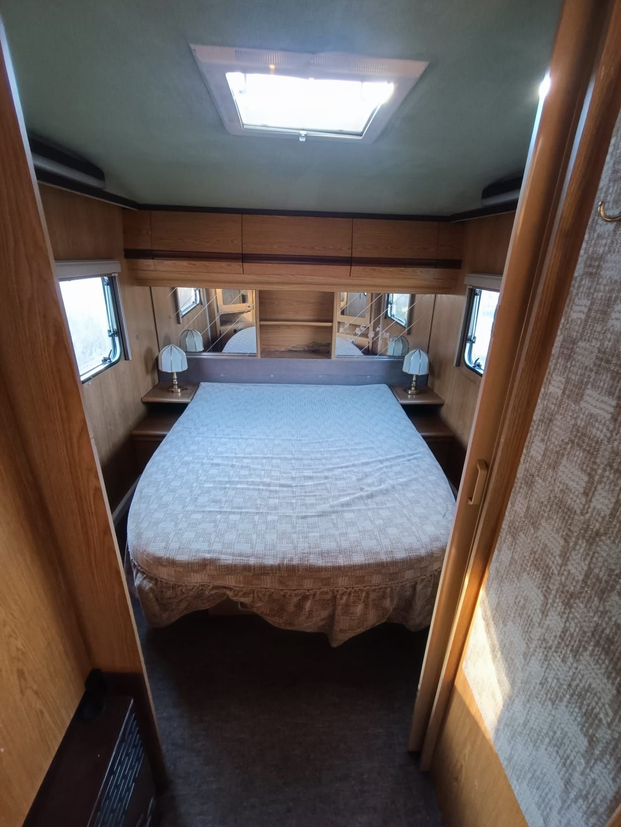 1986 Dethleffs Caravans rn7
