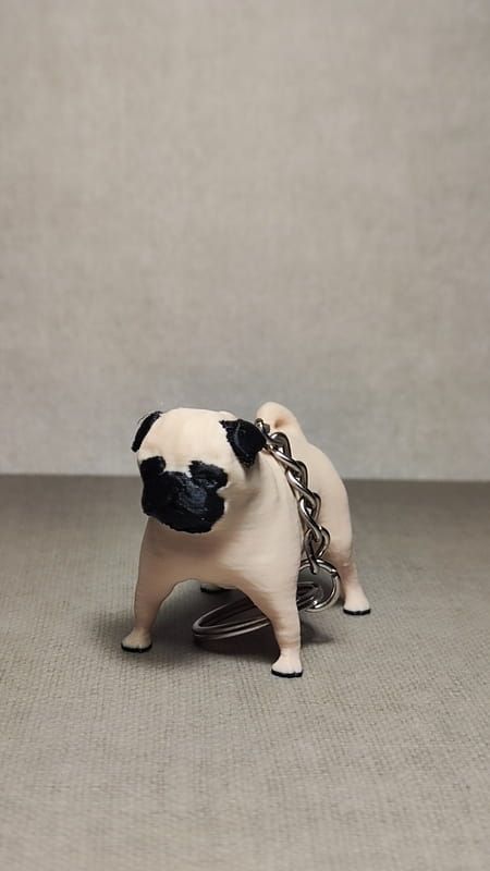 Słodziutki Piesek Mops – Brelok 3D