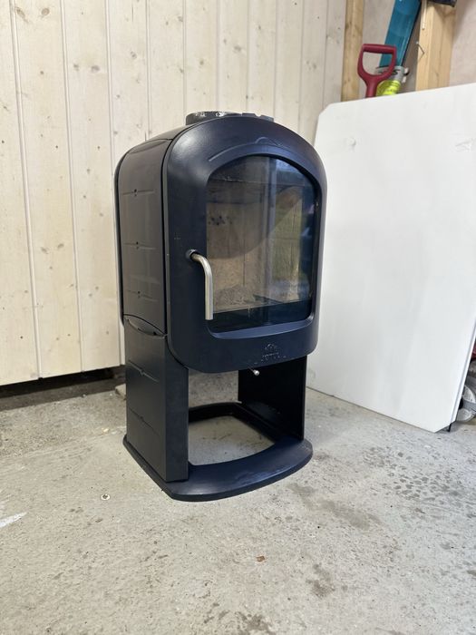 Jøtul f250 піч камін на дрова топка  чугун буржуйка опалення тепло