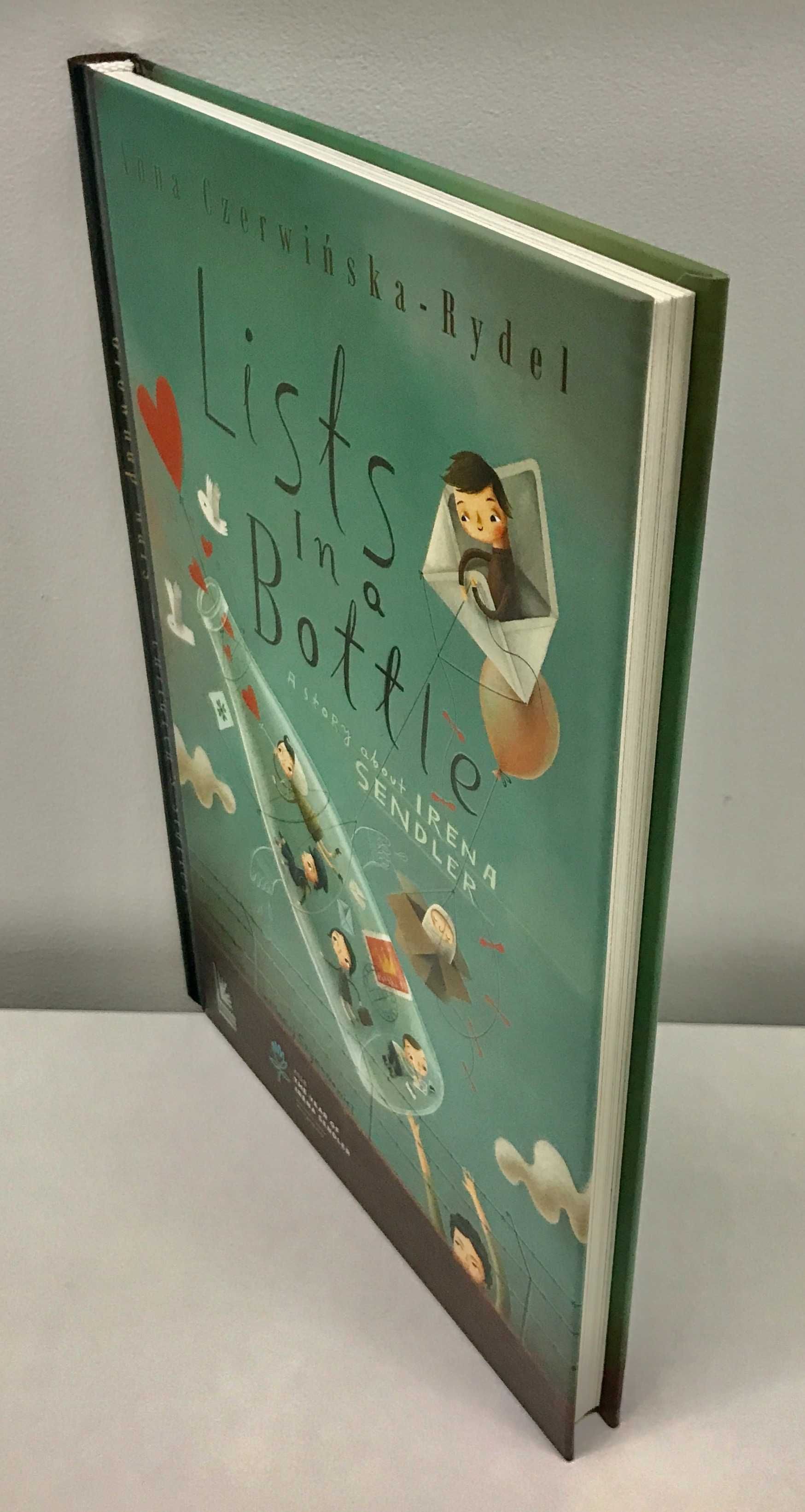 Książka Lists In A Bottle A Story About Irena Sendler jęz. ang.
