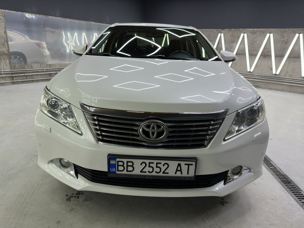 Продажа Toyota camry v50 2012