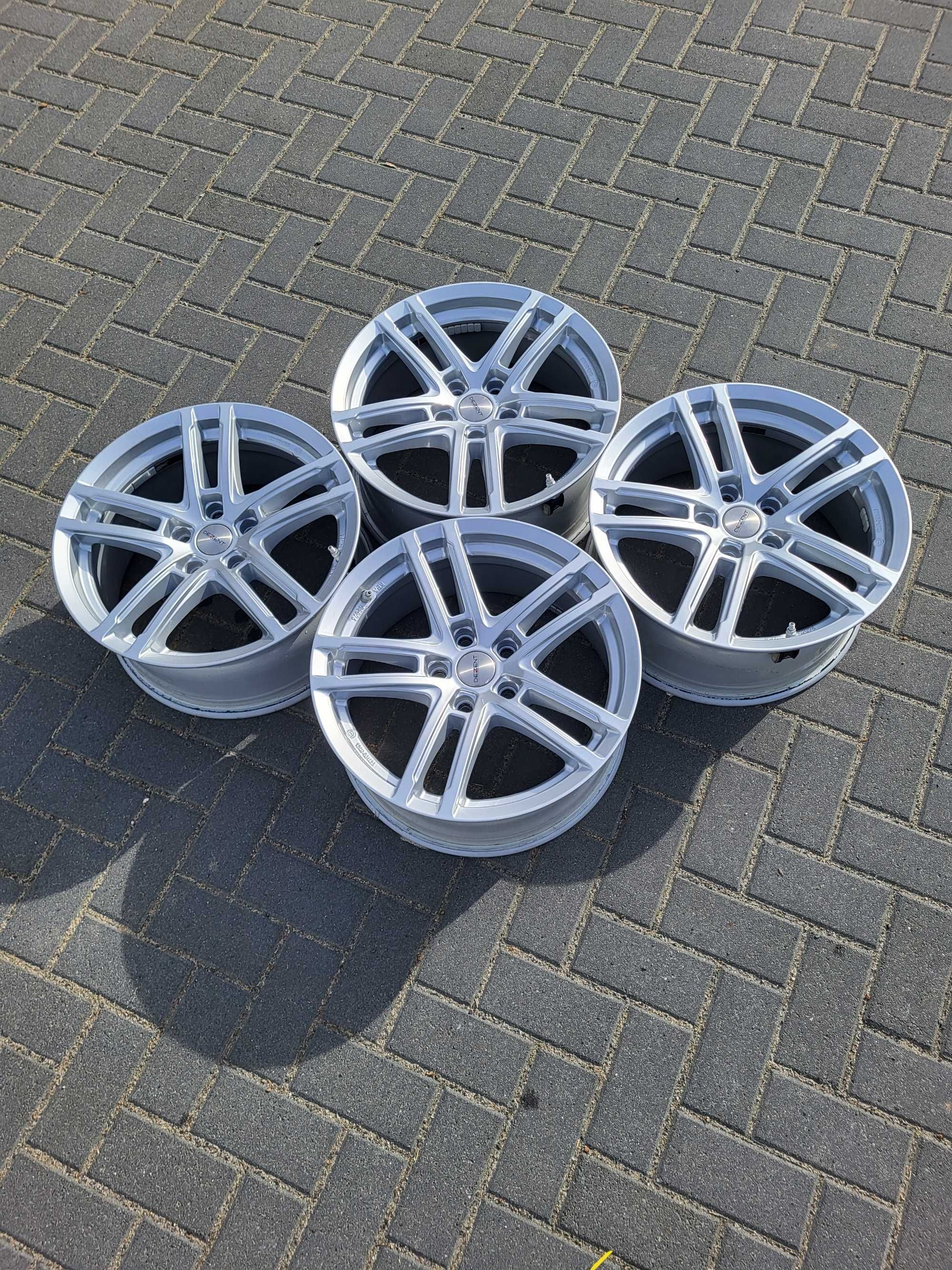 [1] Felgi aluminiowe 17 Cali 5x112 ET27 Audi A4A5A6 Skoda Octavia