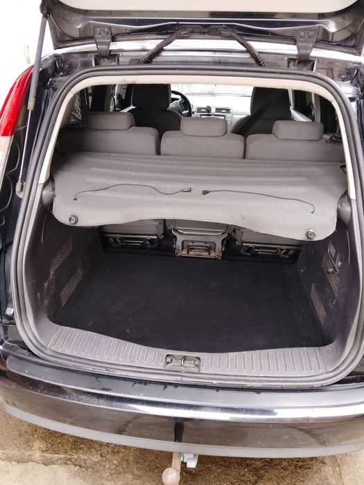 Форд фокус Ц Макс