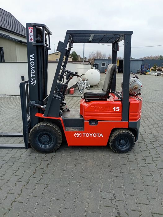 Sprzedam wózek widłowy Toyota udźwig 1.5 ton