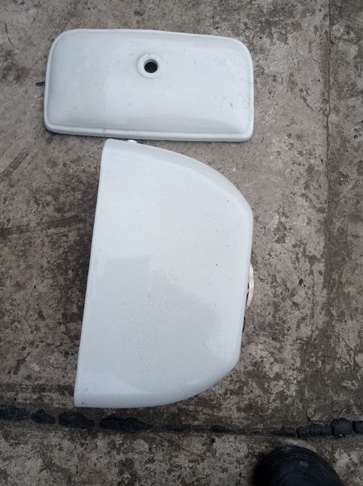 Продам бачок на унітаз