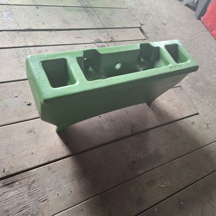 Mocowanie obciążników John Deere