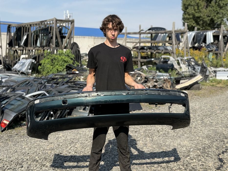 BMW E39 передній бампер 430 OXFORD GREEN 2 Зелений Бампер Перед Дорест