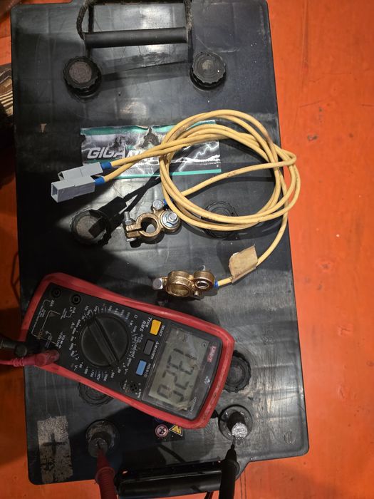 Источник бесперебойного питания 350Вт + аккумулятор  225Ач, комплект