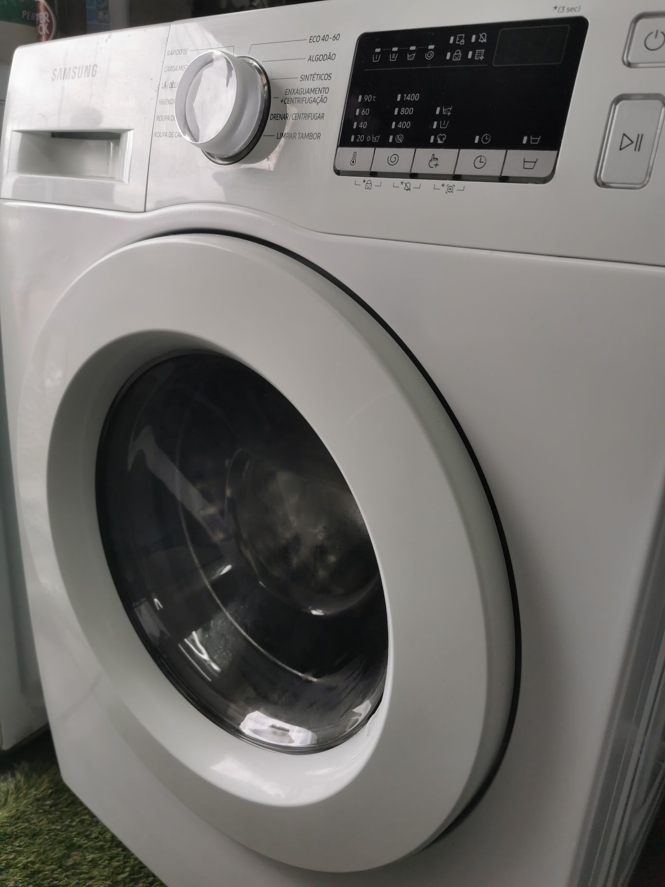 Máquina de lavar roupa samsung 8kg 1400rpm faço entrega