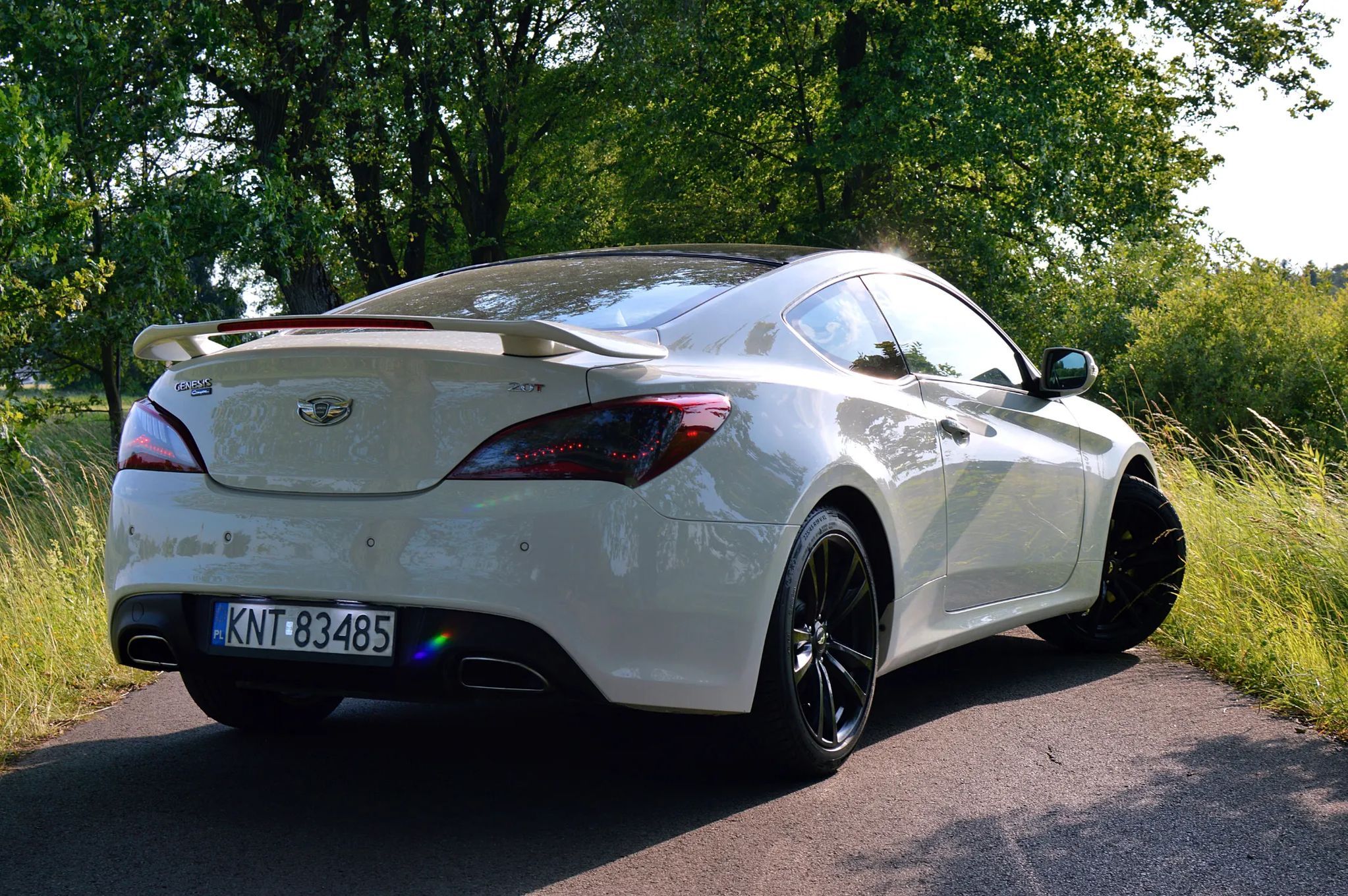 Hyundai Genesis Coupe tylko 90tys km, zadbany, bez rdzy, lampy custom, executive
