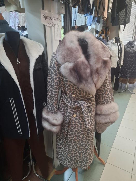 Płaszcz panterka kolory r 36-42