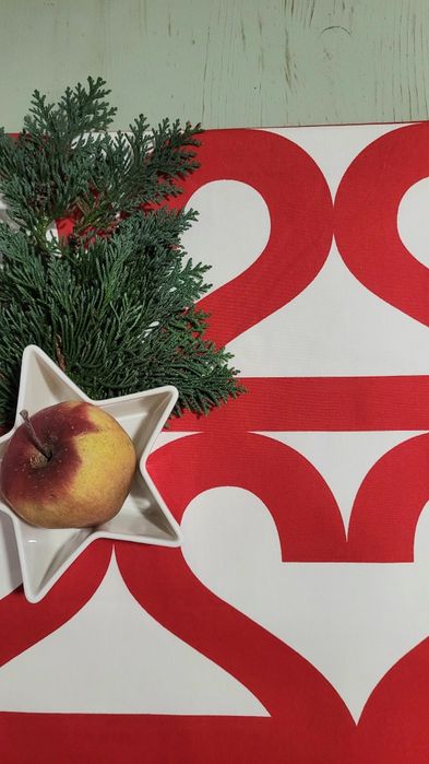 Bieżnik/ serwetka 39x210  czerwone serca Boże Narodzenie