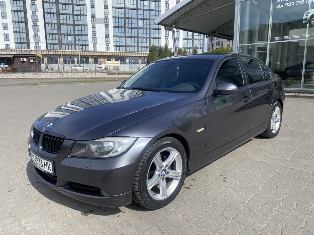 Продається BMW 318i E90 2.0 бензин в ідеальному стані