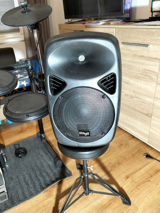 Perkusja elektroniczna.