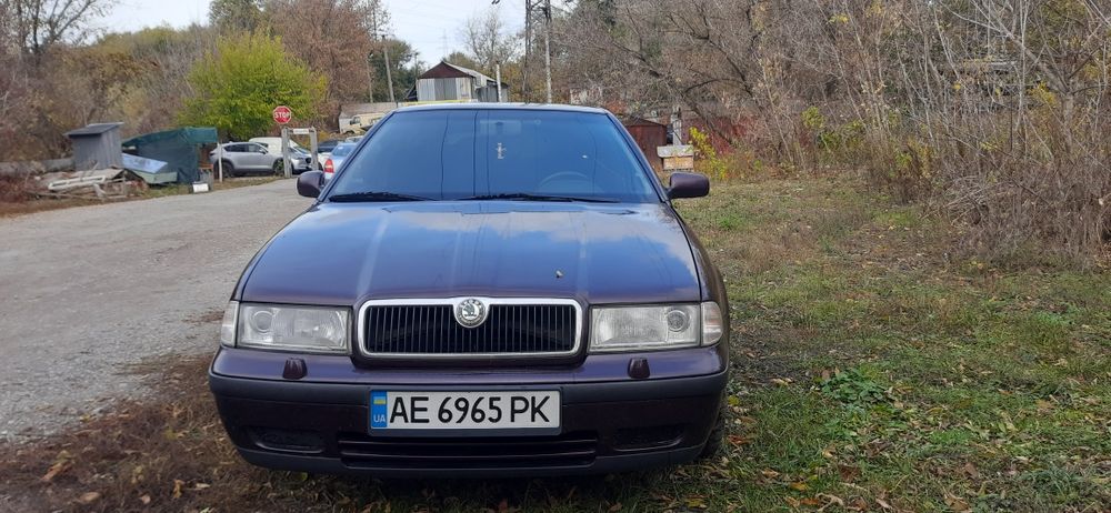 Шкода Октавія тур 1.6