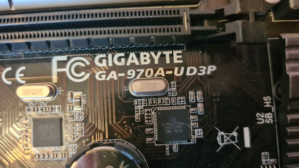 Материнская плата 970A-UD3P + FX-4300