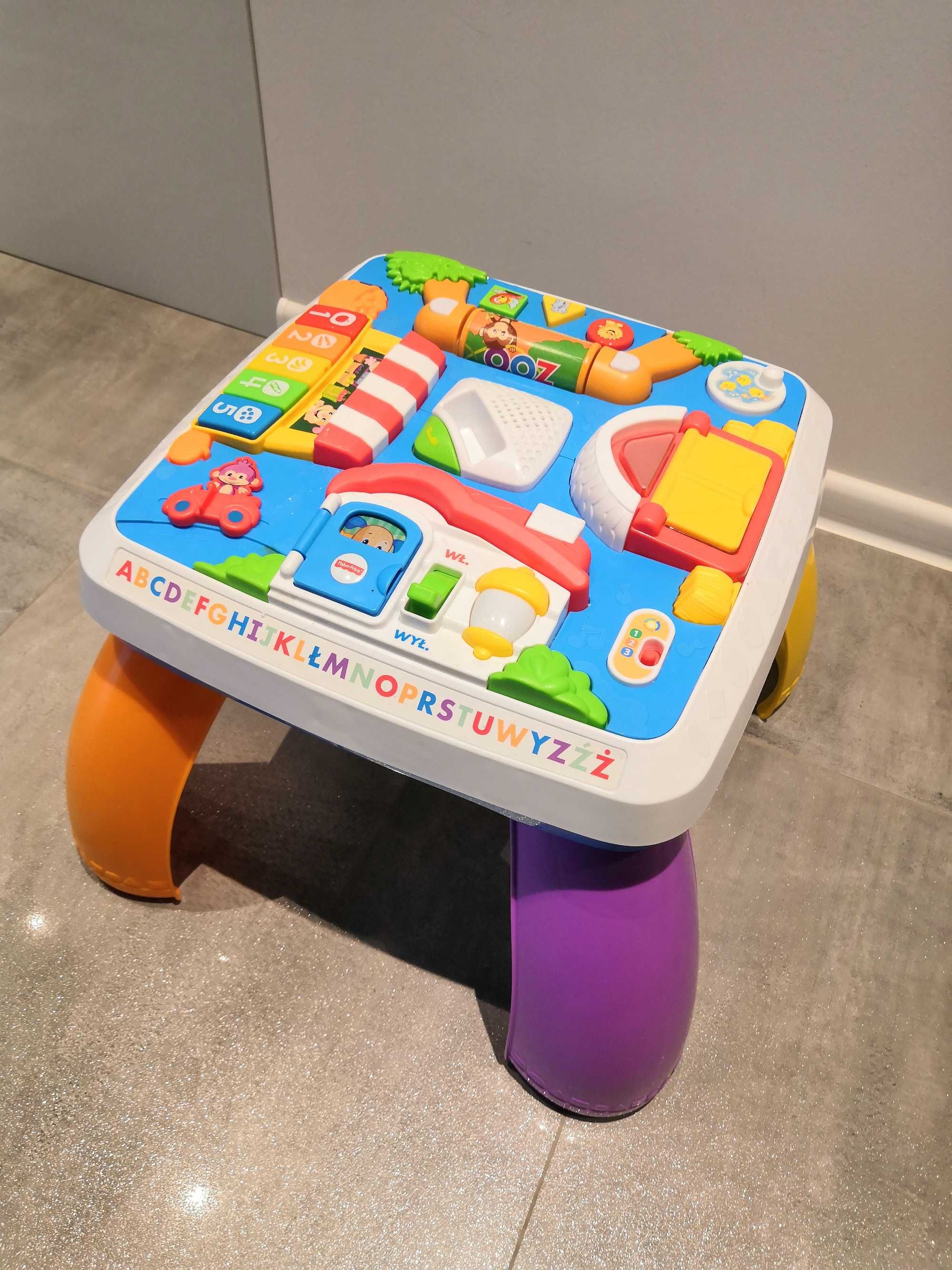 Fisher Price Edukacyjny Stolik Malucha: mówi po polsku i angielsku!