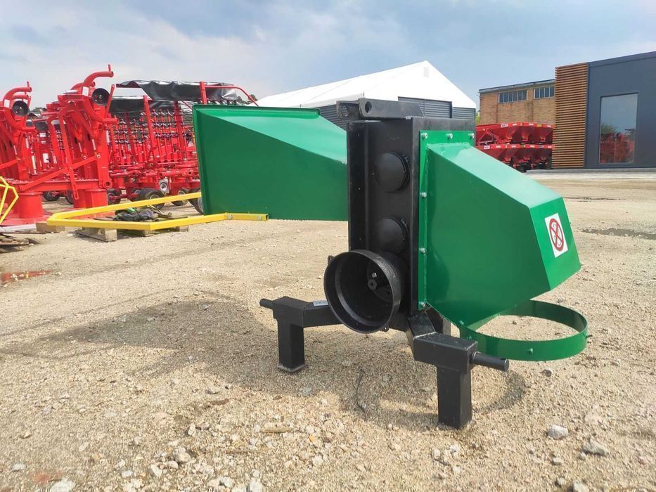 OKAZJA! Nowy Rębak do Drewna i Gałęzi – Rozdrabniacz do 8/11 cm