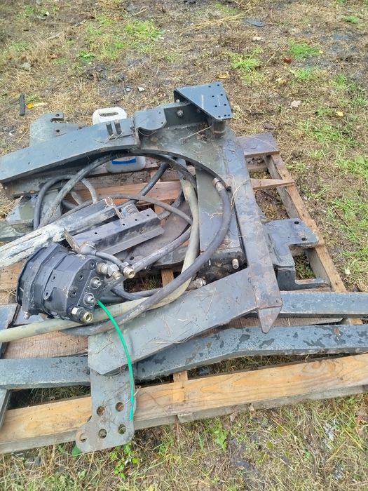 Witam sprzedam adaptacje Maillux New holland tl100 ts90