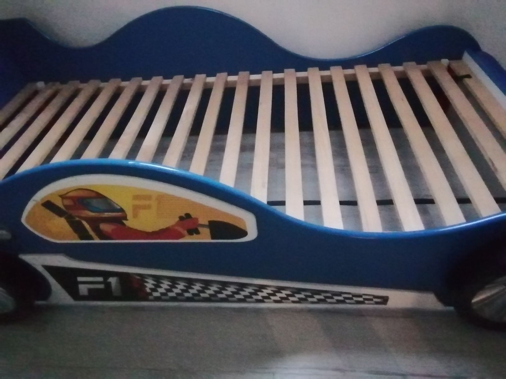 Łóżko chłopięce bolid