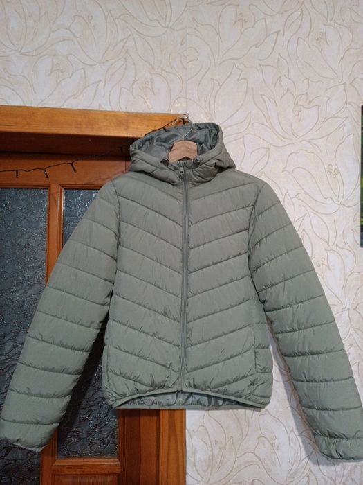 Весняна тепла куртка