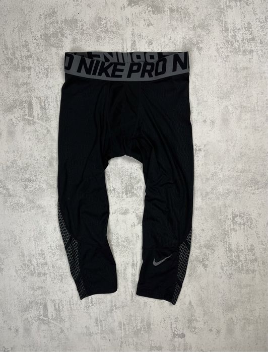 Термобілизна nike pro m. компресія для тренувань.