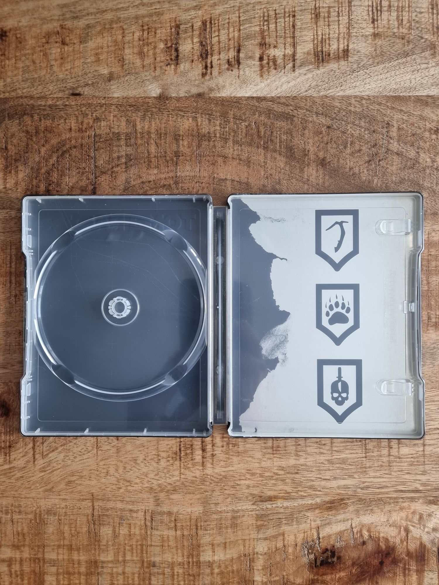 Rise of the Tomb Raider steelbook PS4
