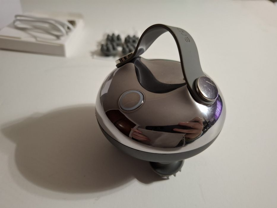 Massajador eléctrico com luz LED - NOVO SELADO