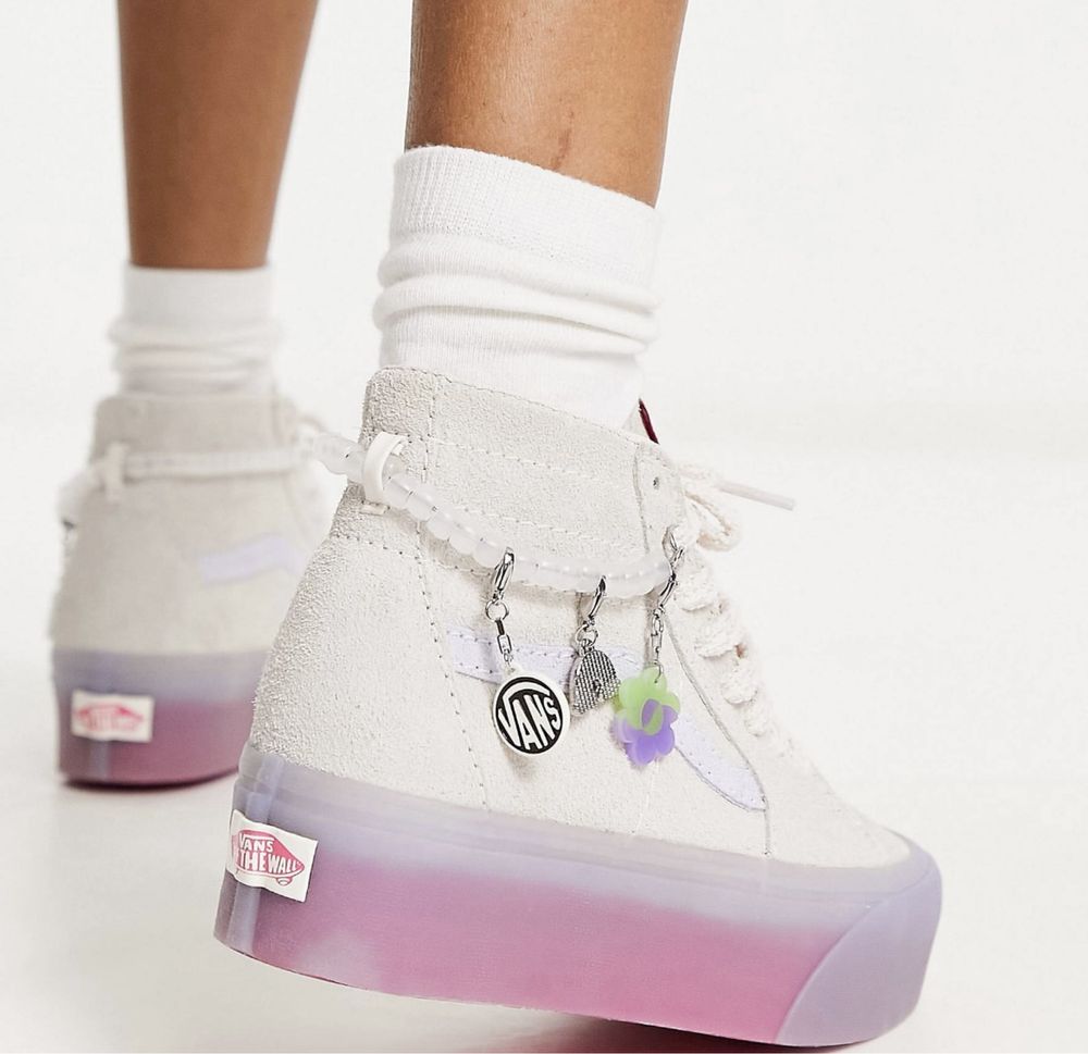 Vans x IreneisgoodUA buty sportowe na platformie 36,5