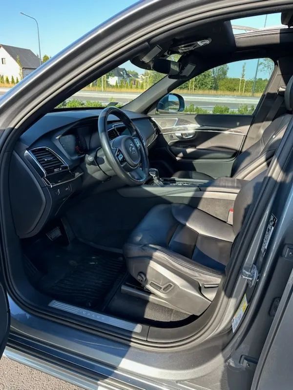 Volvo XC 90 Volvo XC90 T6 AWD Momentum 7os