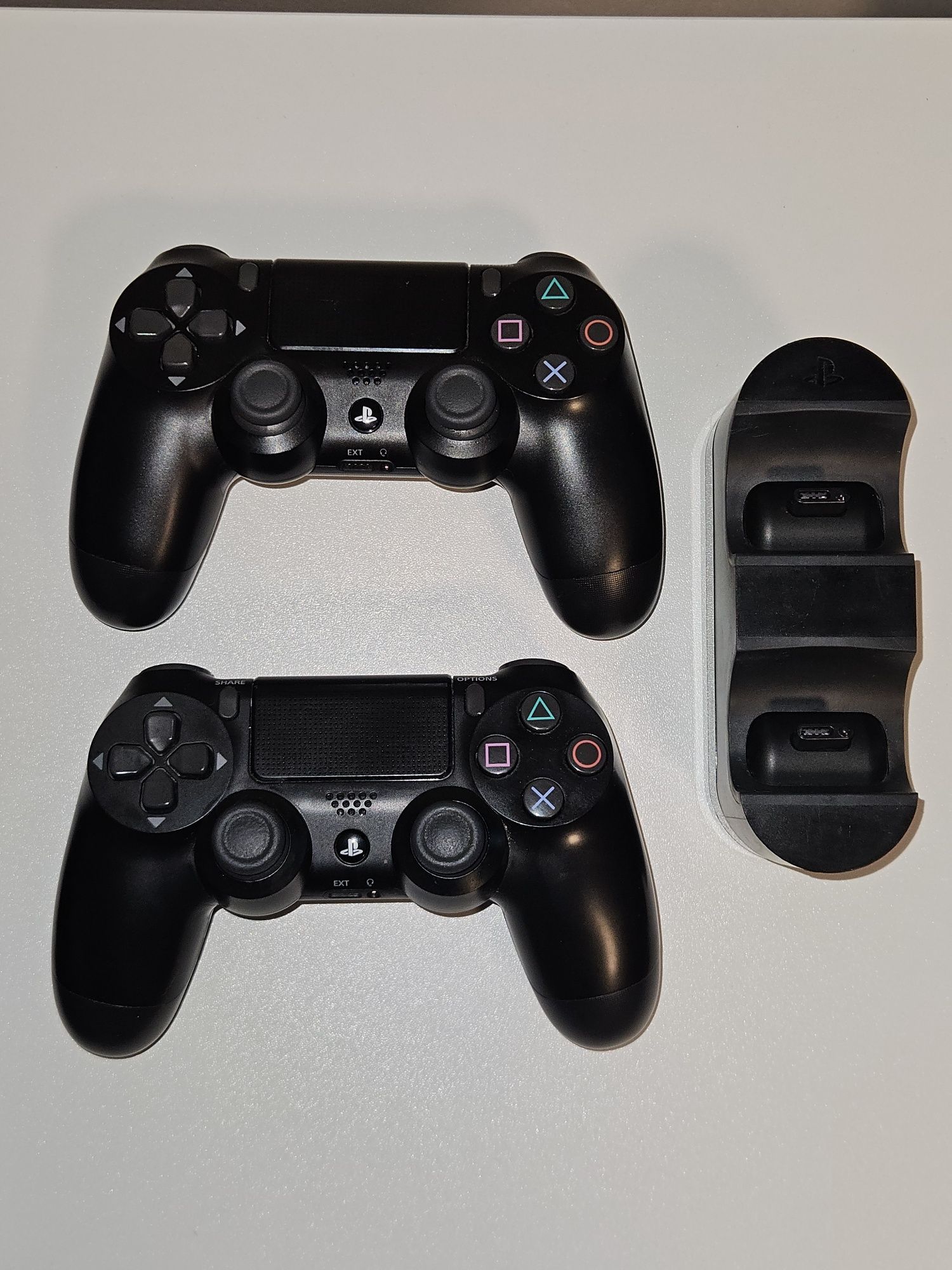Sony Playstation 4 pro 1 TB