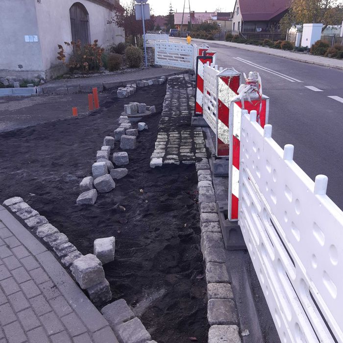 Usługi koparko-ładowarka, młot, prace ziemne