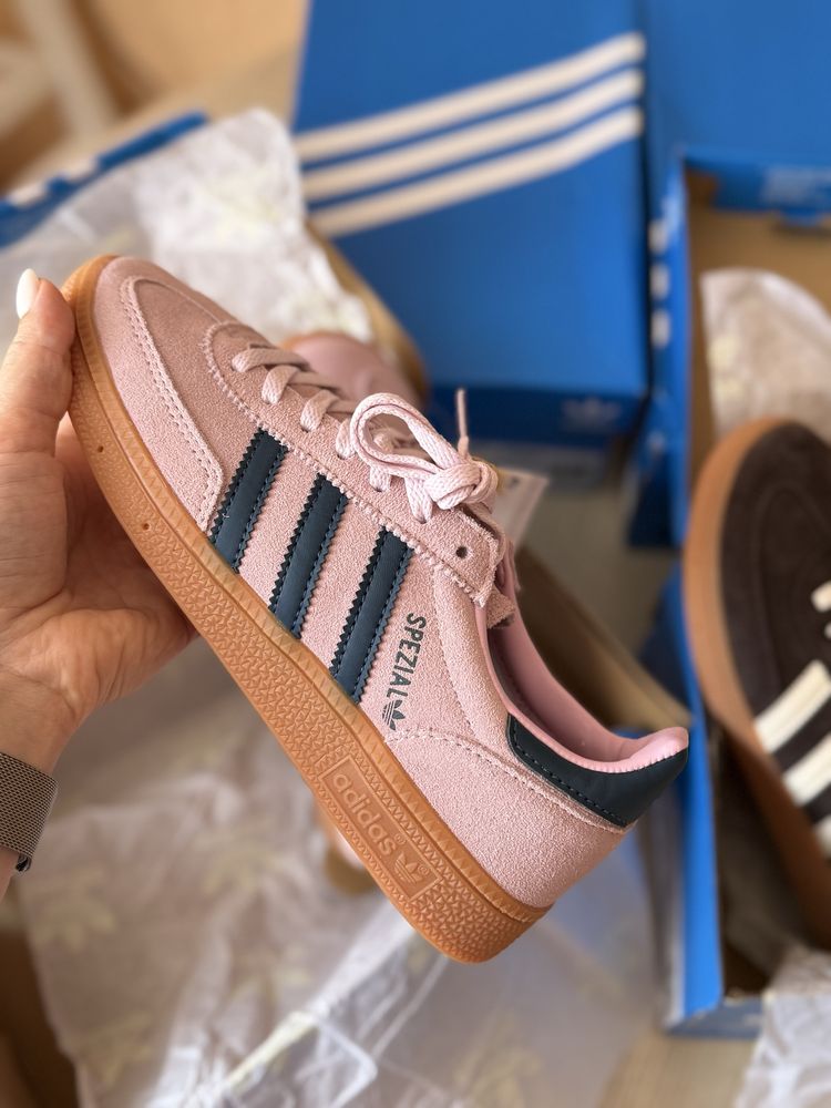 Adidas Spezial кеди