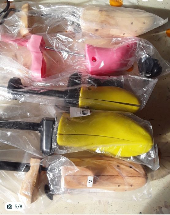 Растяжитель обуви разные