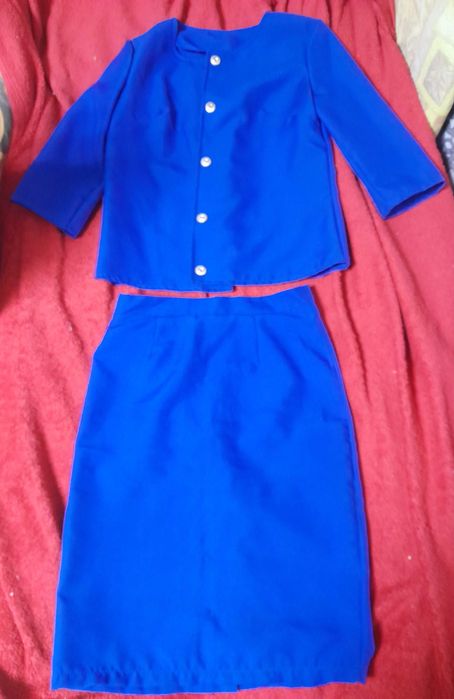 Костюм жін.діловий р.42-44, 150грн. Стан відмінний.