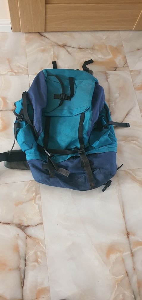 Plecak Alpinus 65 litrów.