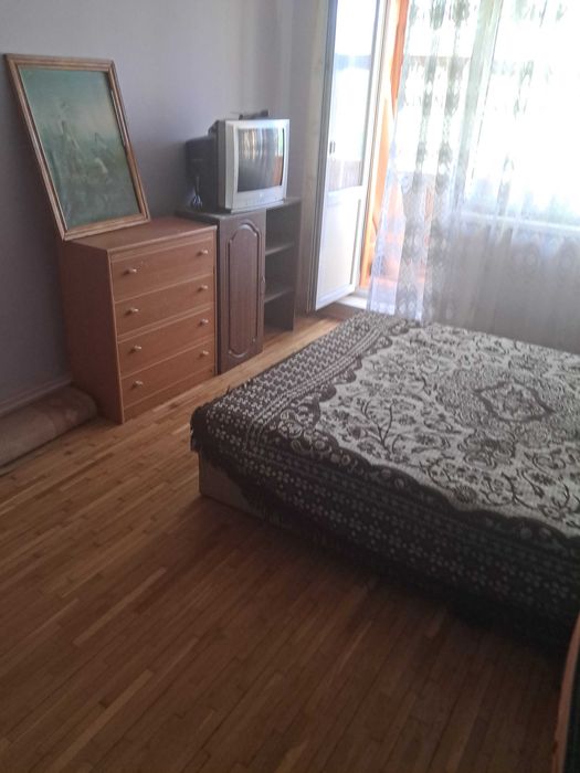 Продам 3 кім на 8 березня