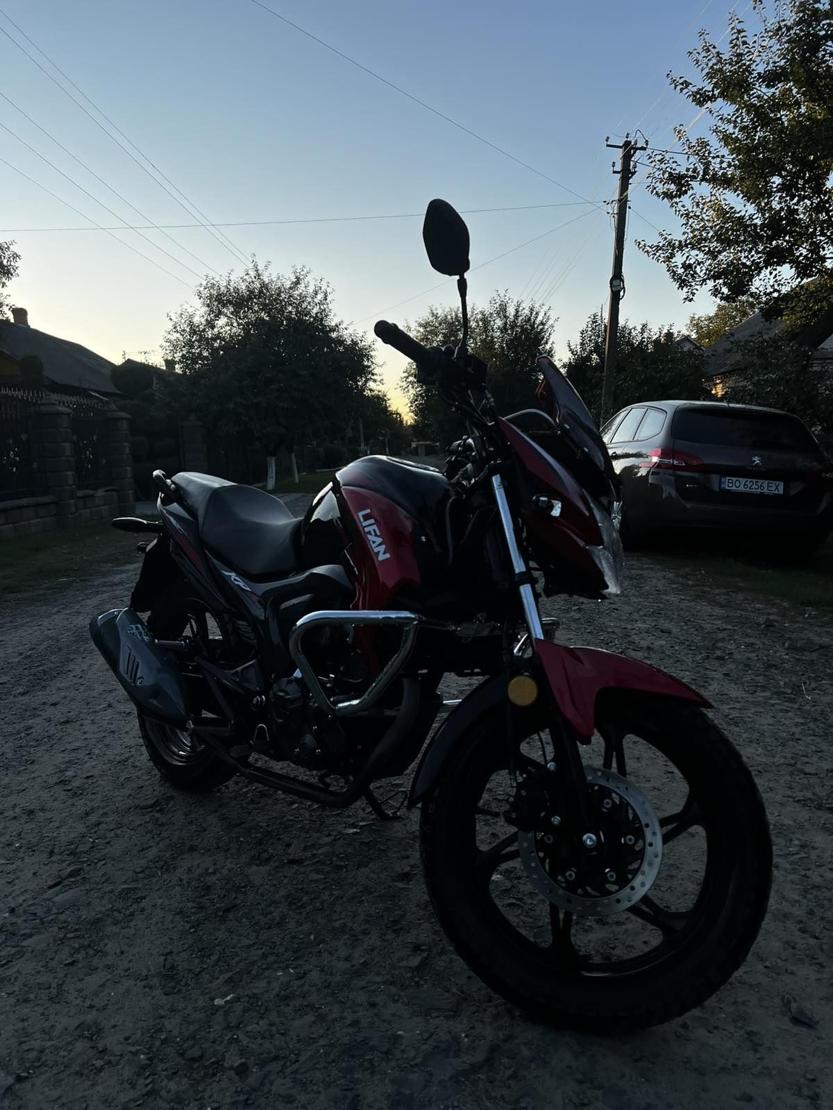 Продам мотоцикл ліфан кп 200