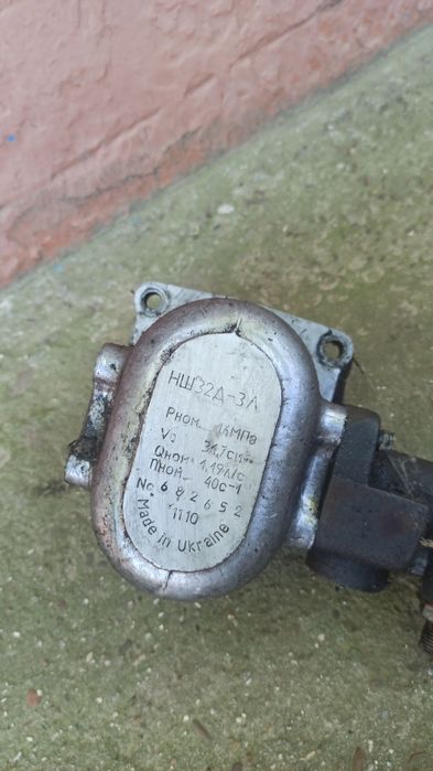 Насос НШ-32 лівий до Т-40