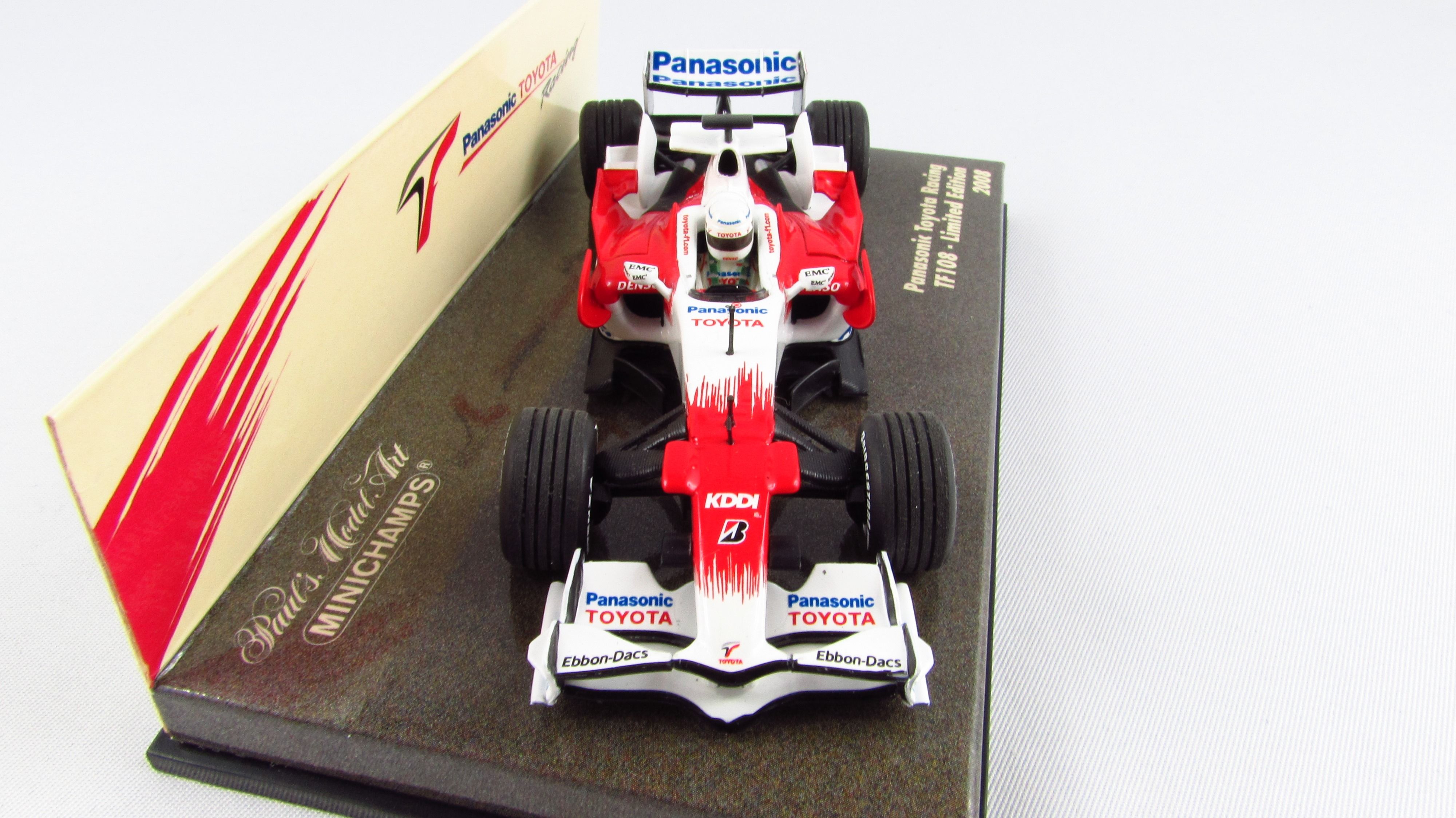 MINICHAMPS - Panasonic Toyota Racing TF108  F1 Formuła 2008 Model 1:43